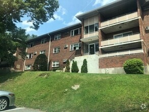 Building Photo - 45 Jacqueline Rd