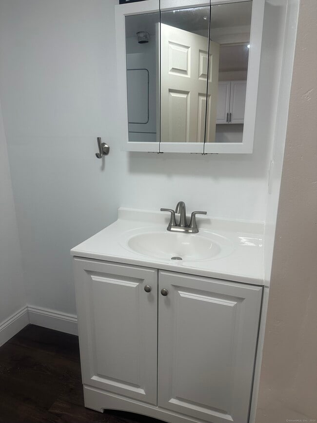 Building Photo - 18 Depot St