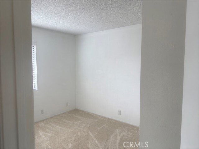 Building Photo - 13 Eastmont
