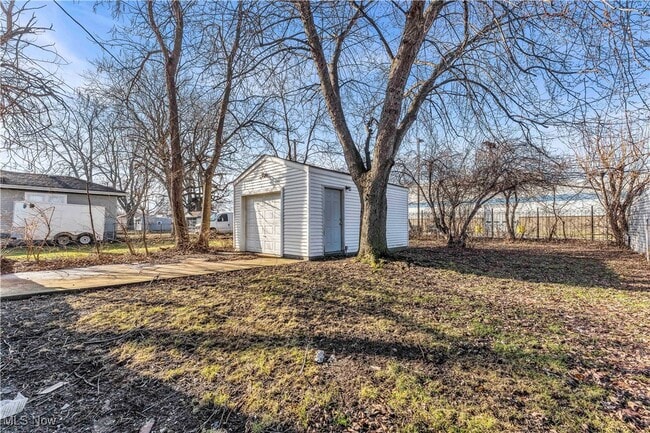 Building Photo - 3992 E 26th St