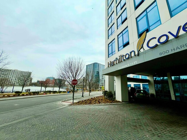 Building Photo - 800 Harbor Blvd