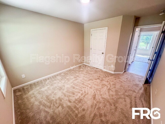 Building Photo - 110 Highland Pk Dr