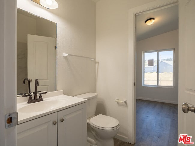 Building Photo - 45999 South St