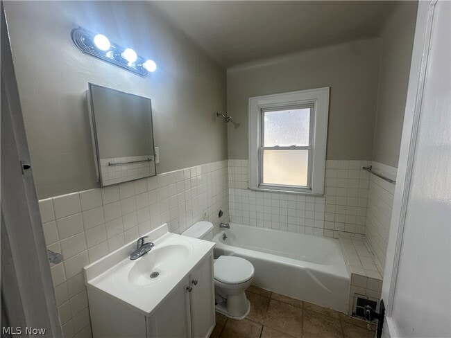 Building Photo - 487 E 149th St