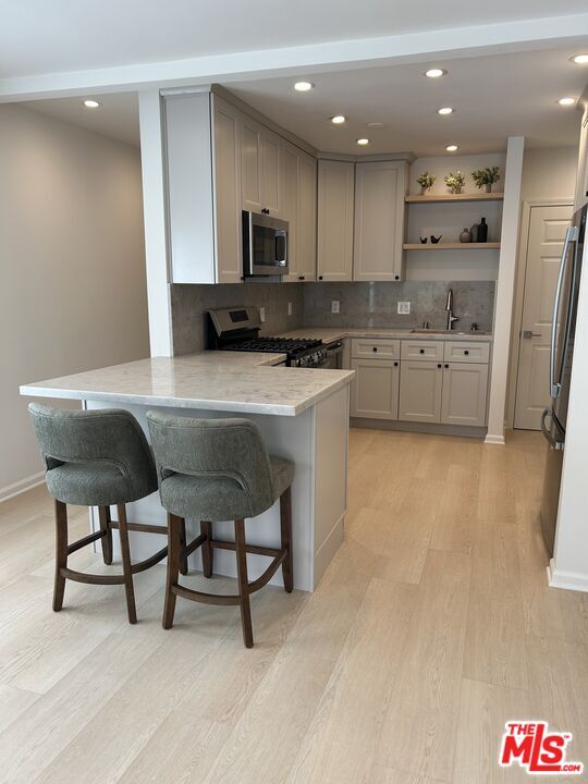 Building Photo - 619 Westmount Dr