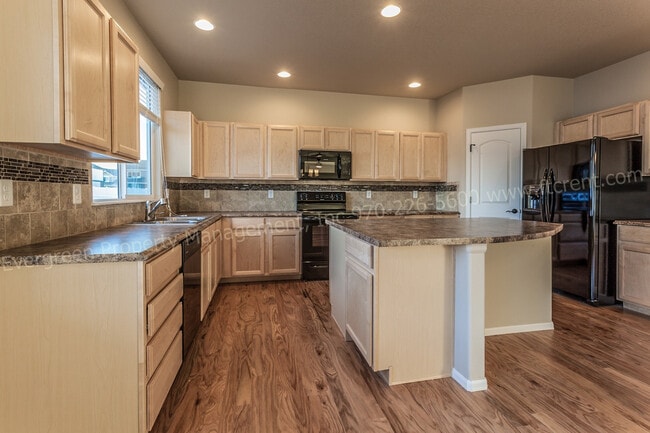 Building Photo - 267 Mount Harvard Ave