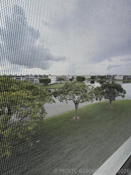 Building Photo - 4024 Newcastle B