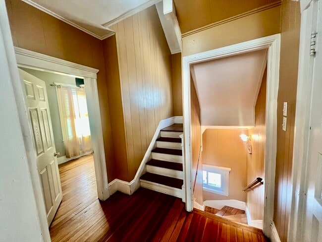 Building Photo - 41 Pearl St