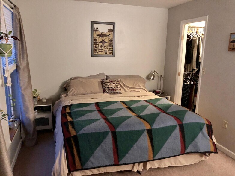 Bedroom - 1150 Inca St