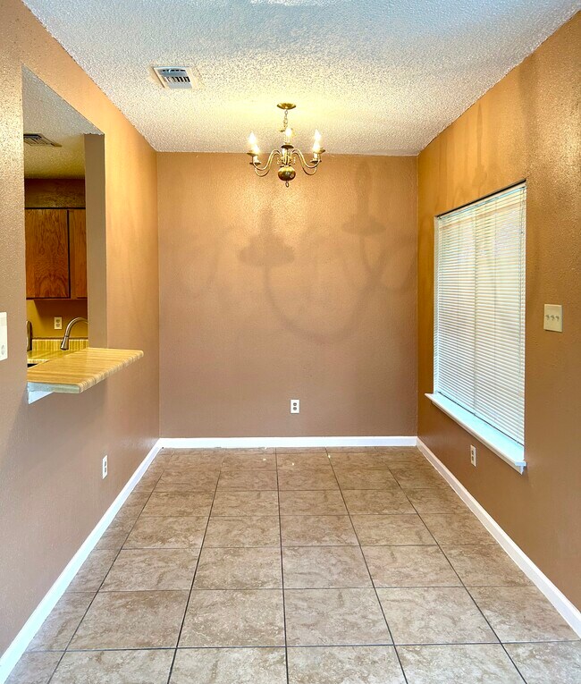 Building Photo - 17007 Mercado Dr