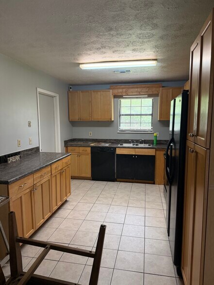 Building Photo - 4422 Blackbirch Ln