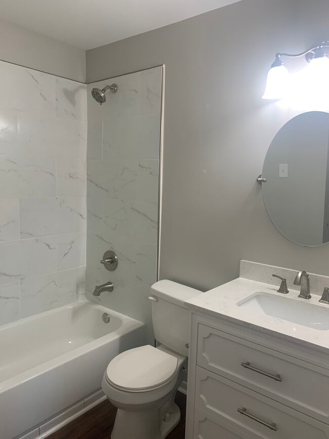 Building Photo - 2328 Johnson Ferry Rd NE