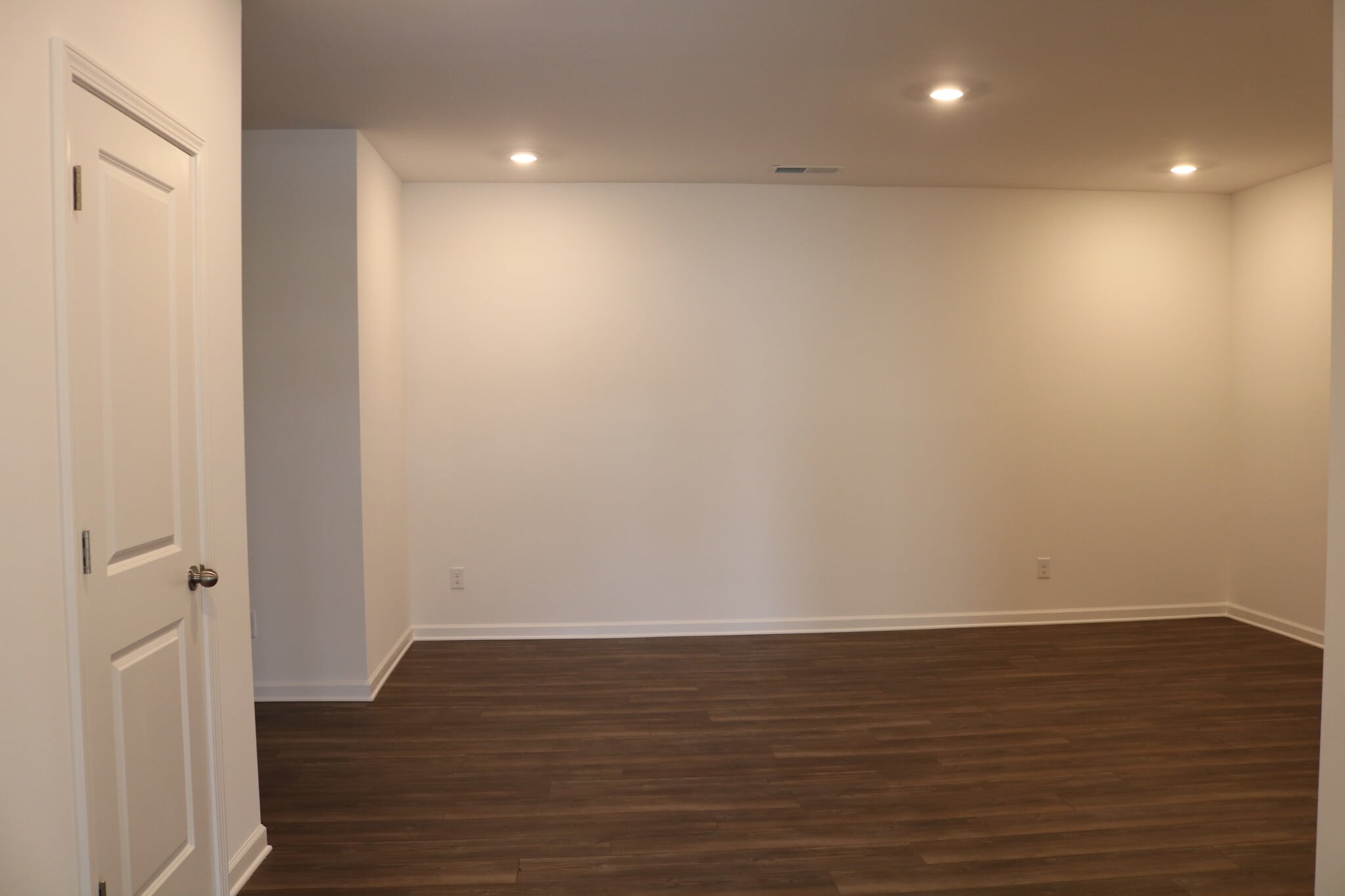 Recreation Room - Basement - 95 Constitution Ave