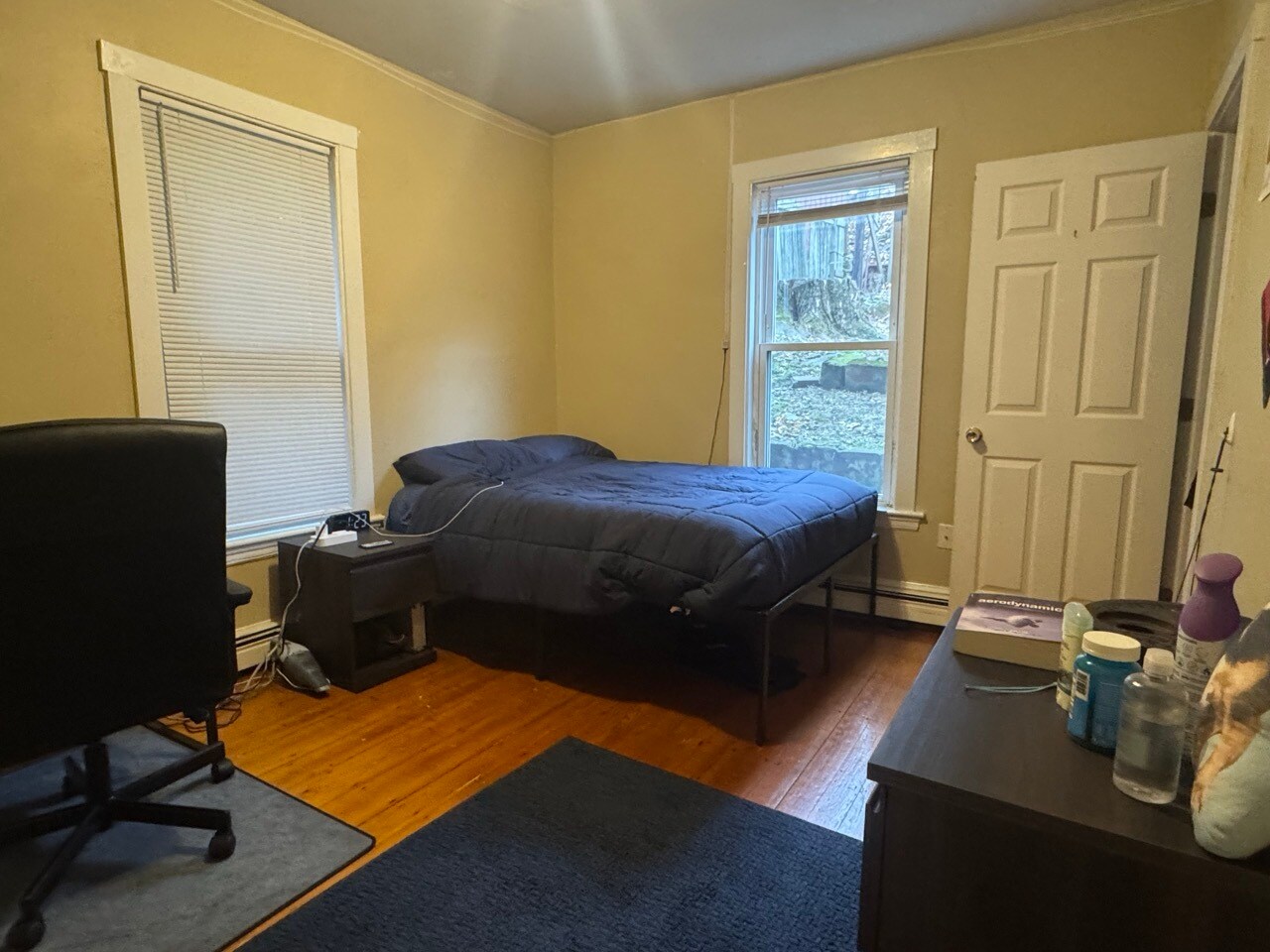 Building Photo - 38 Hillside St