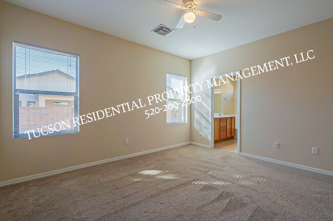 Building Photo - 6070 Wych Elm Pl
