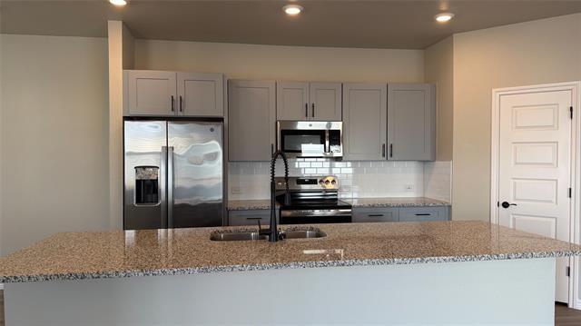 Building Photo - 805 Vine St