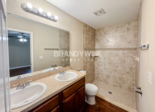Building Photo - New Beginnings Await: Your Perfect Home fo...