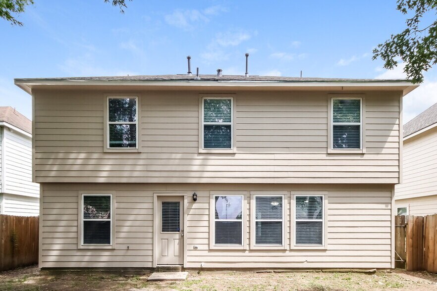 Building Photo - 9858 Wing St