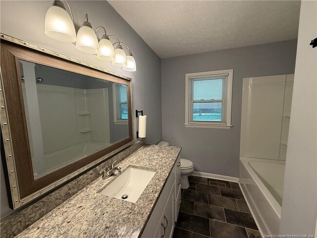 Building Photo - 1611 Diplomat Dr