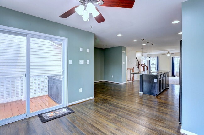 Building Photo - 3BD/2.2BA:  Fabulous Baltimore Townhome