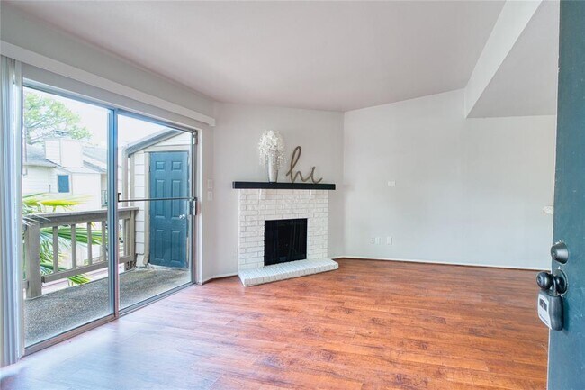 Building Photo - 6001 Reims Rd