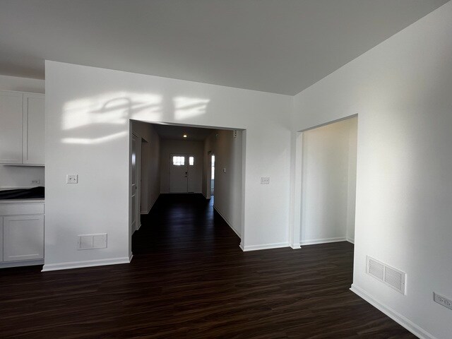 Building Photo - 14913 S Dyer Ln