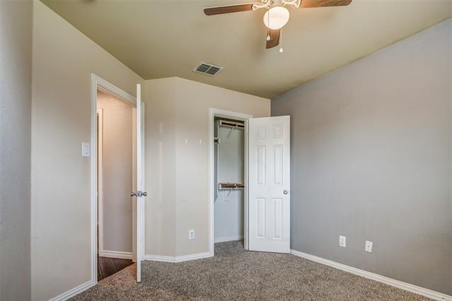 Building Photo - 2700 Dawn Spring Dr