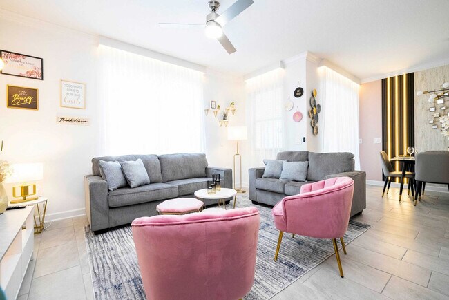 Building Photo - 4383 Scene Ln