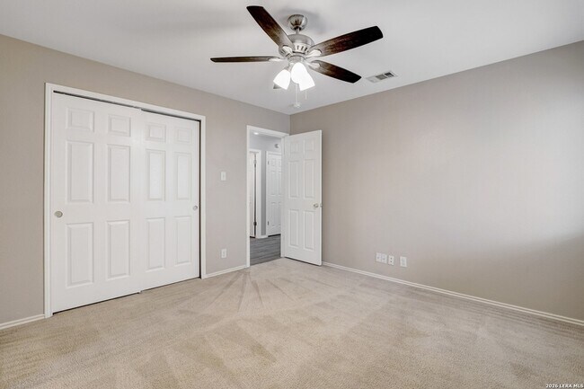 Building Photo - 1021 Lynx Bend