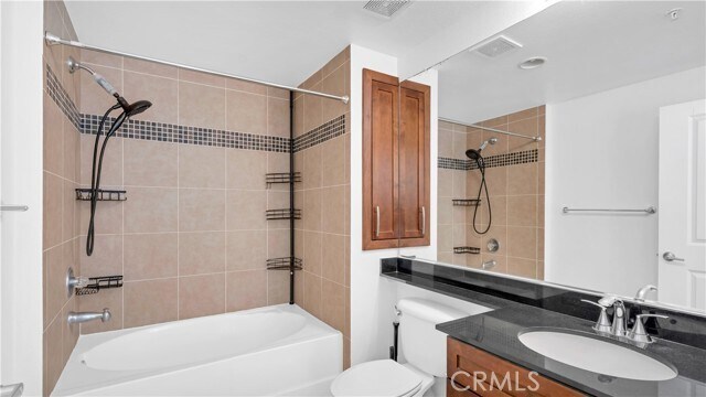 Building Photo - 1416 Scholarship