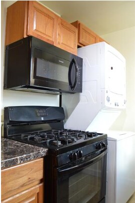 Building Photo - Cozy one bedroom, one bathroom condo available.