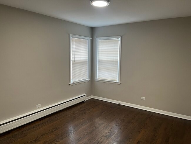 Building Photo - 2239 S 17th Ave