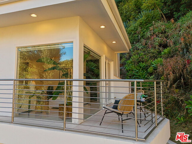 Building Photo - 3111 Belden Dr
