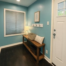 Building Photo - 1902 Greenwood Ave