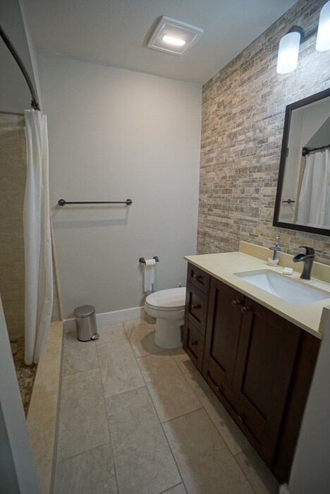 Building Photo - Charming 3/2 home in South Tampa