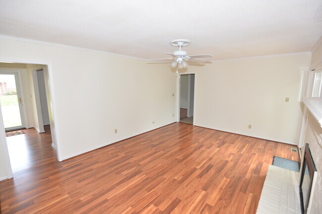 Building Photo - 6101 Tradewinds Ct