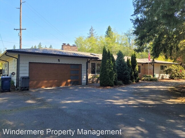Primary Photo - 3 br, 2.5 bath House - 3078 NE Lincoln Road