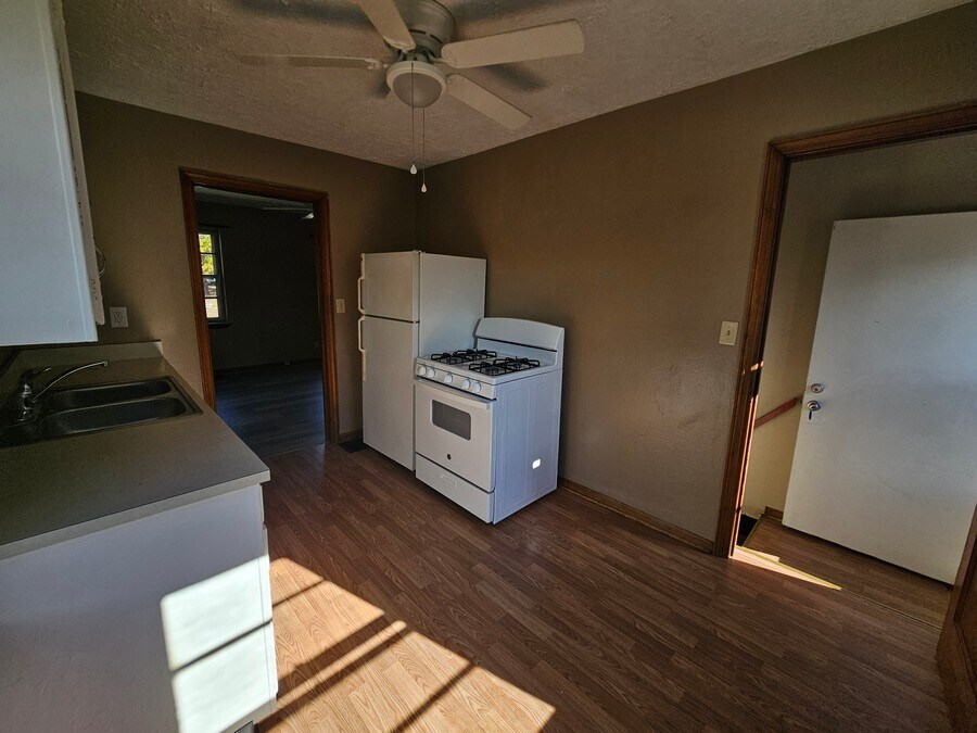 Building Photo - 2900 Sheridan St