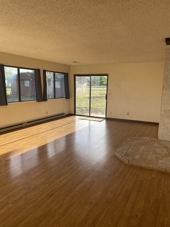 Building Photo - 6780 Anaya Ranch Rd