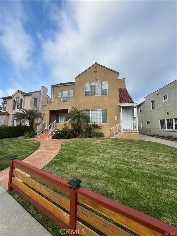 Building Photo - 1046 S Citrus Ave