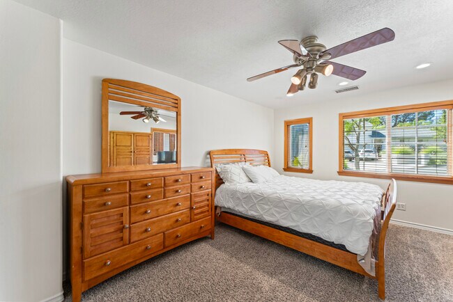 Building Photo - 27932 Calypso Ln