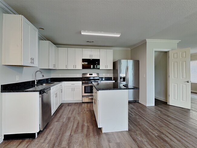 Building Photo - 19722 Twin Canyon Ct