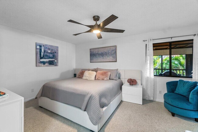 Building Photo - 50 Pelican Pointe Dr