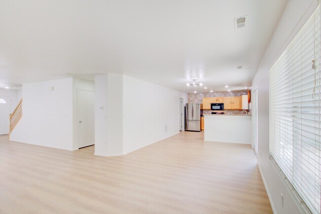 Building Photo - 1153 W 400 S