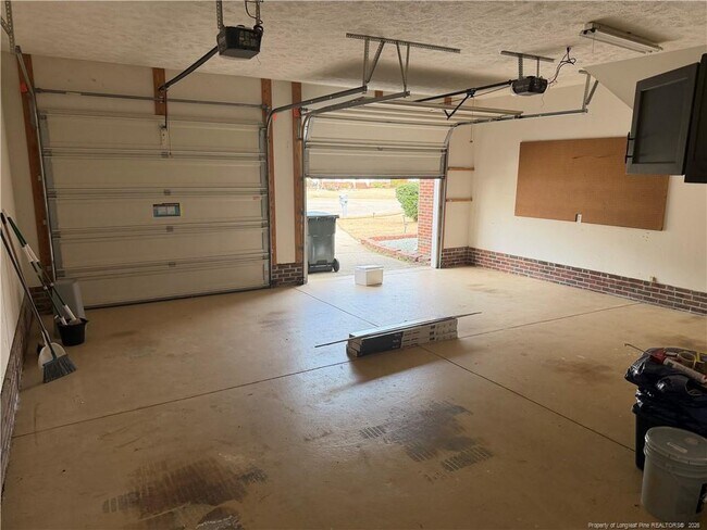 Building Photo - 3829 Sunchase Dr