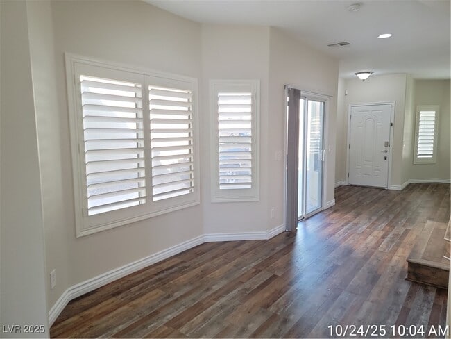 Building Photo - 5507 Jelsma Ave