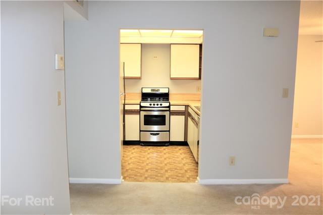 Building Photo - 1847 J Julian Ln