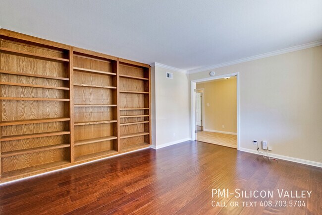 Building Photo - Amazing Cupertino Home!