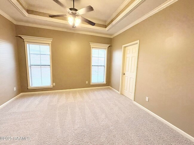 Building Photo - 121 Troubadore Dr