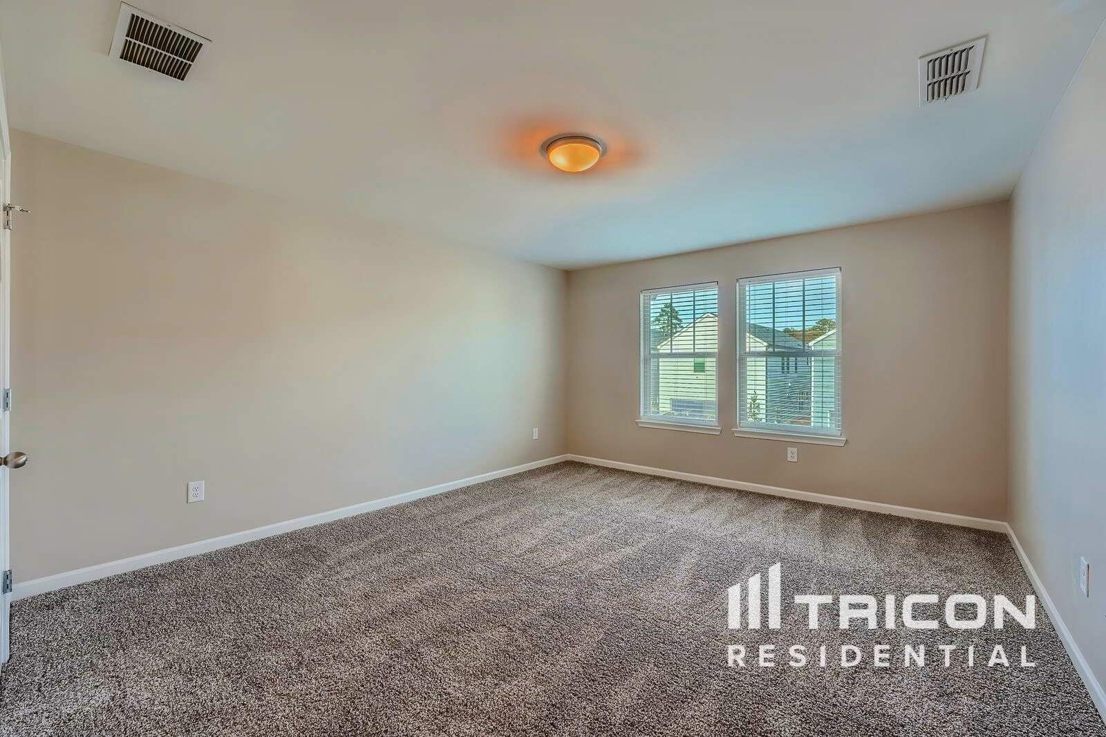 Building Photo - 4691 Electric Ave SW